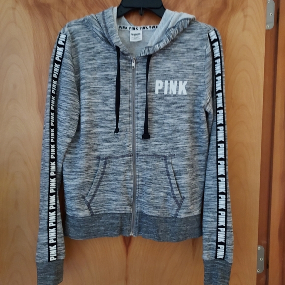Pink brand hoodie - Picture 4 of 7
